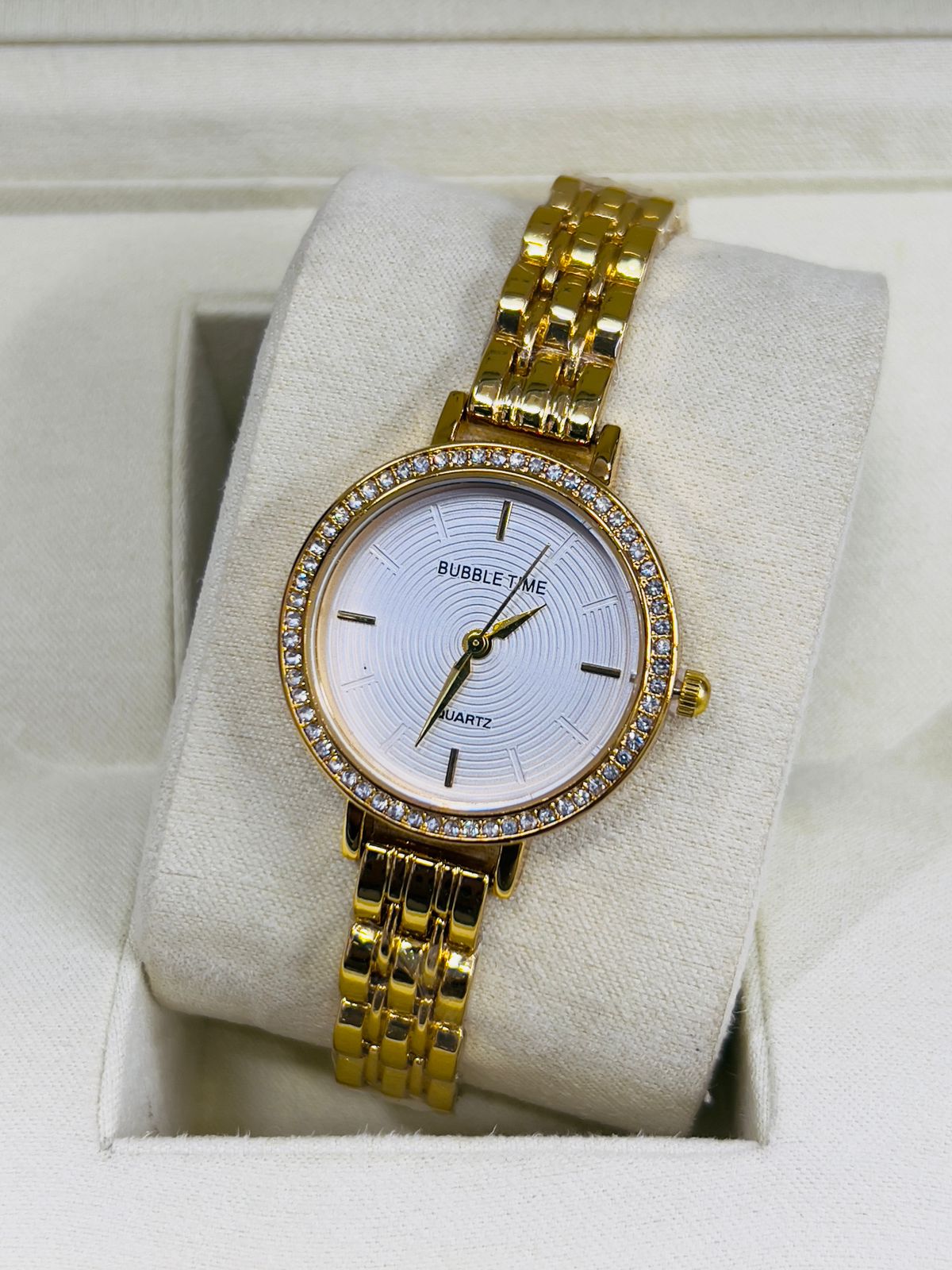 ALIÉRO Luxury Golden Ladies Watch