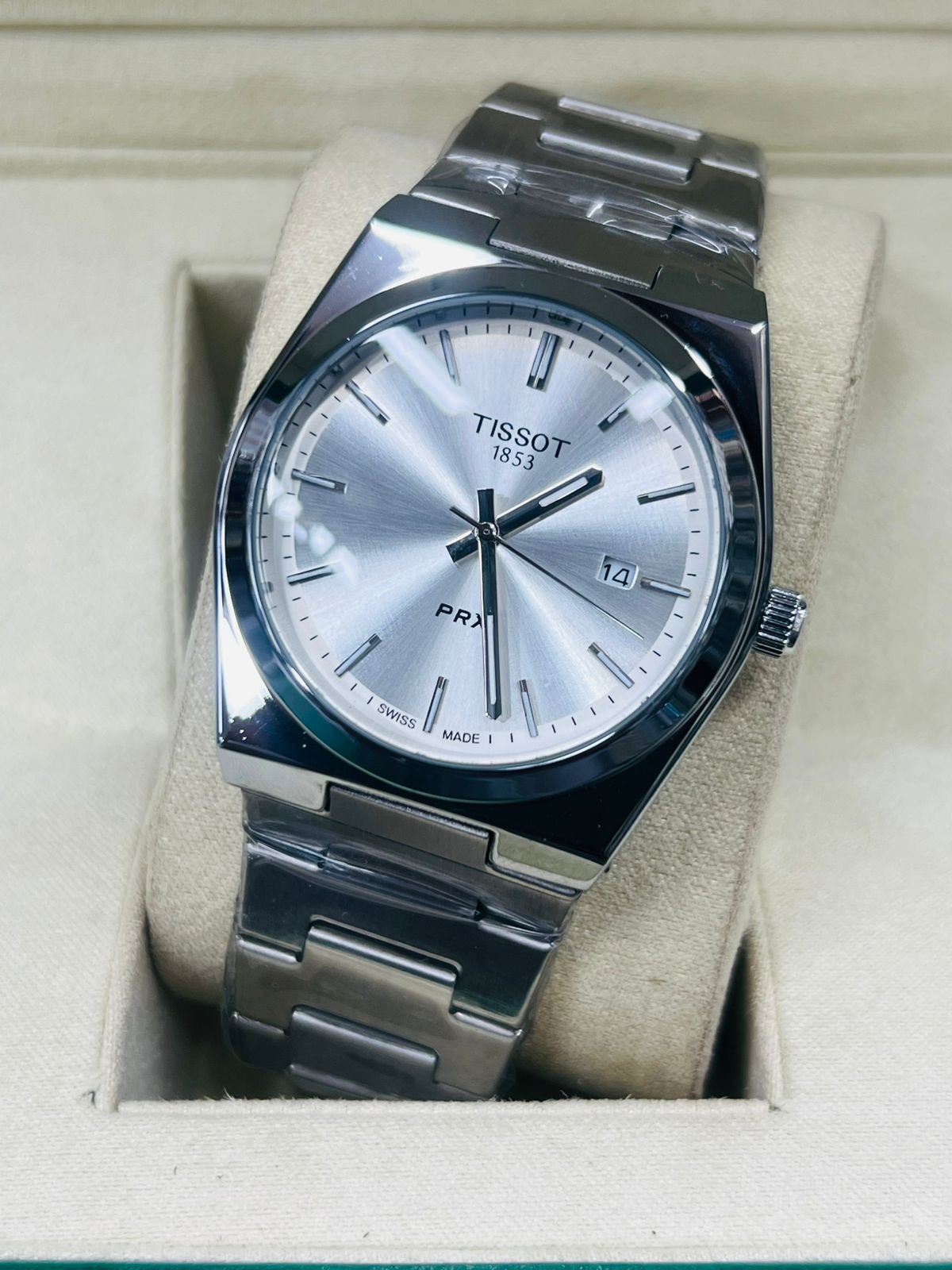 **TISSOT PRX 1853 – LUXURY SWISS TIMEPIECE**